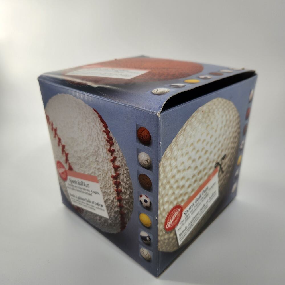 Wilton Sports‎ Ball Cake Pan Set